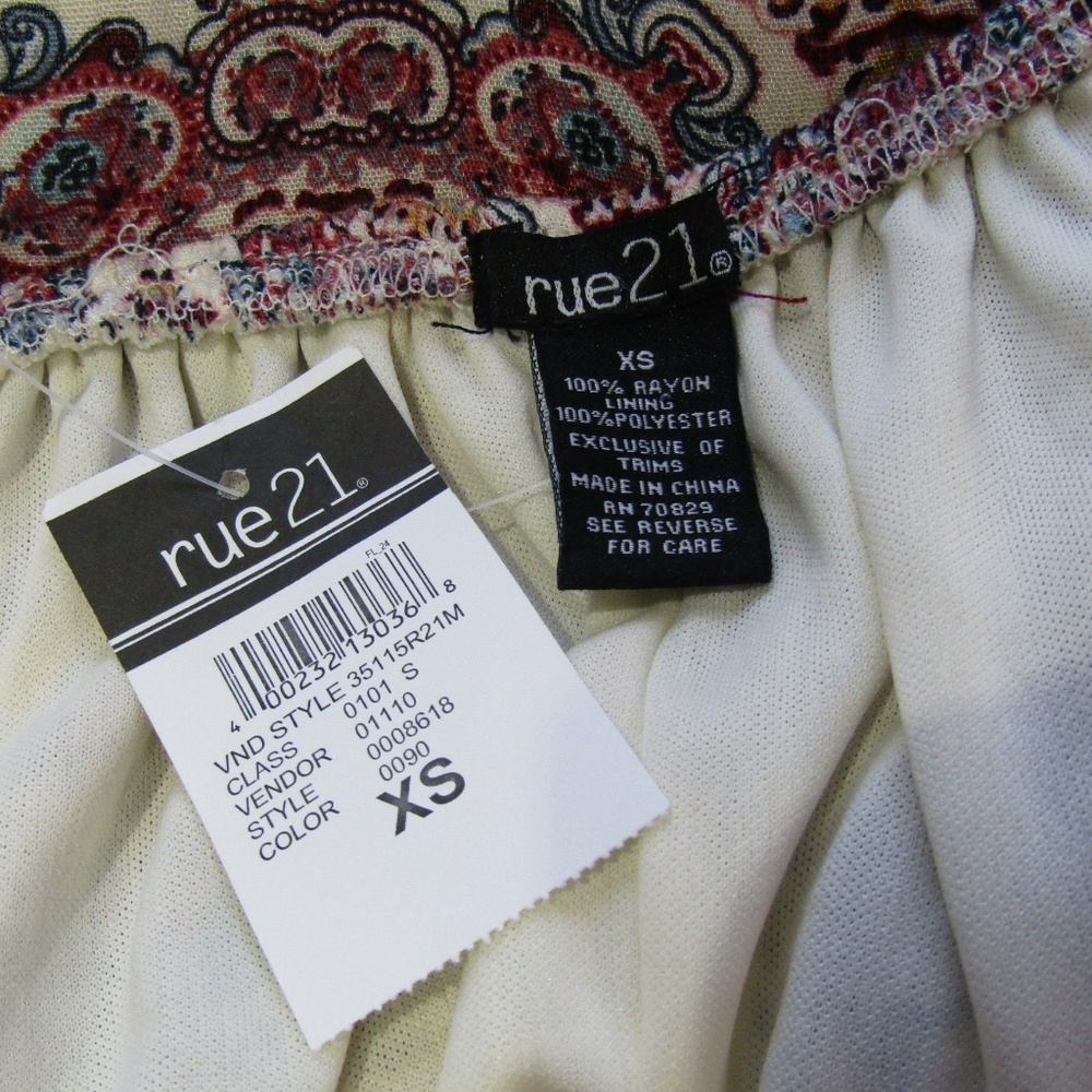 Rue21 Off Shoulder Crochet Lace Top Size XS - Picture 6 of 6